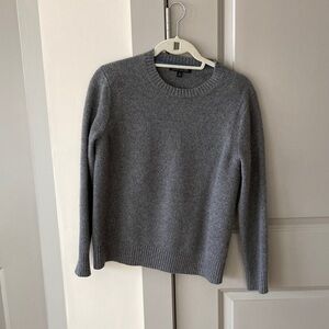 Banana Republic Grey Men’s Sweater